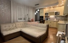 2-ком. квартира 70 кв.м.