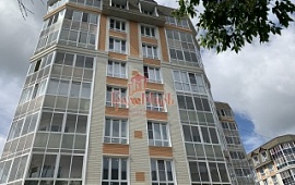 2-ком. квартира 77 кв.м.