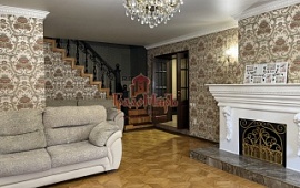Дом 220 кв.м. на уч. 10 сот.