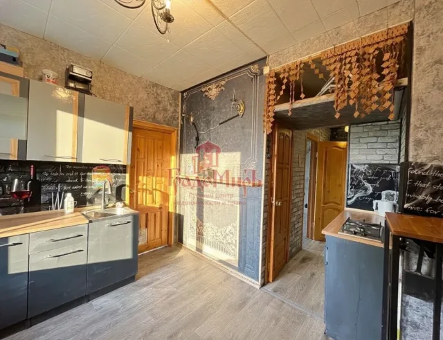 2 комн. Квартира 36 кв. м