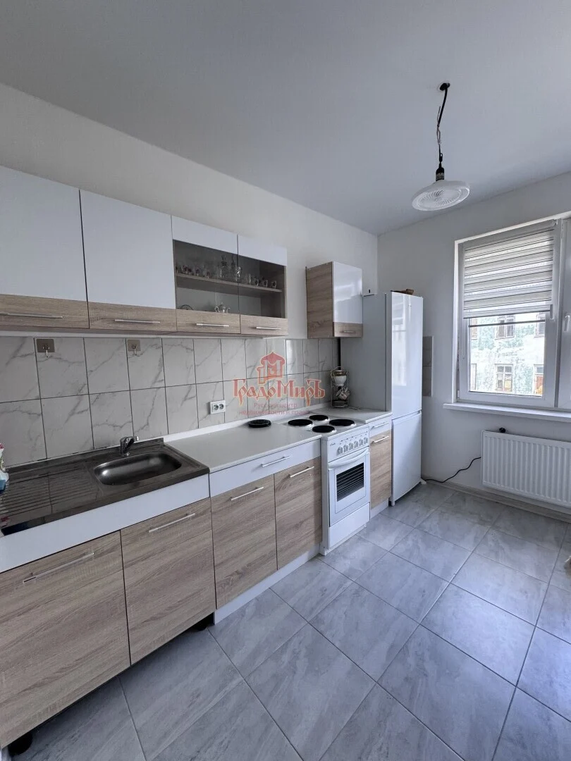 4 комн. Квартира 82 кв. м