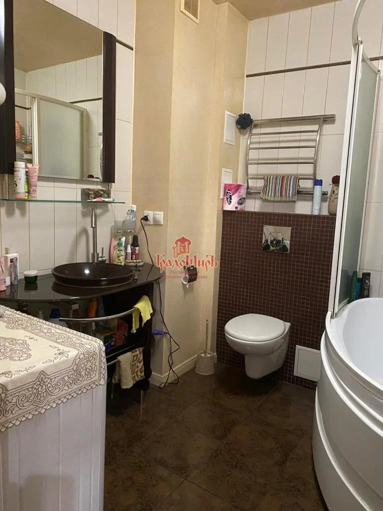 2 комн. Квартира 66.8 кв. м