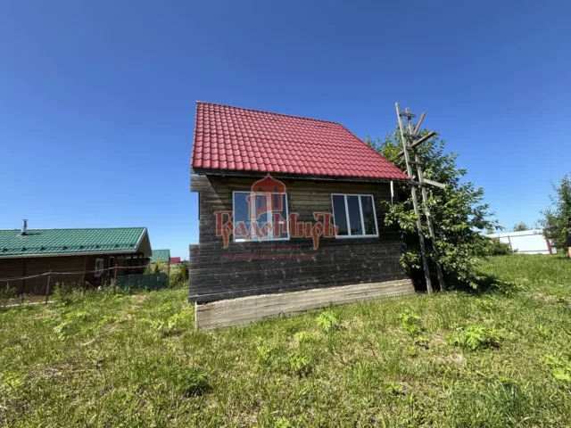 Дом 60 кв. м на участке 10 сот.