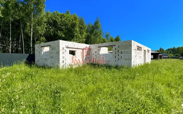 Дом 130 кв. м на участке 10 сот.