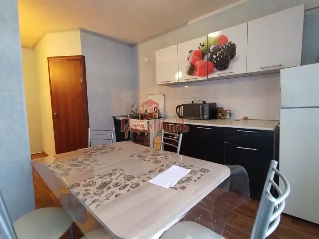 2 комн. Квартира 60 кв. м