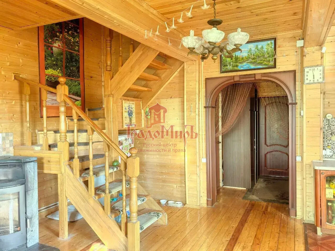 Дом 176 кв. м на участке 15 сот.