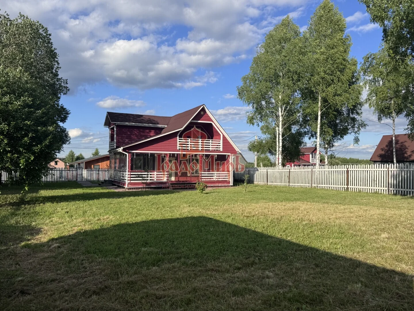 Дом 150 кв. м на участке 10 сот.