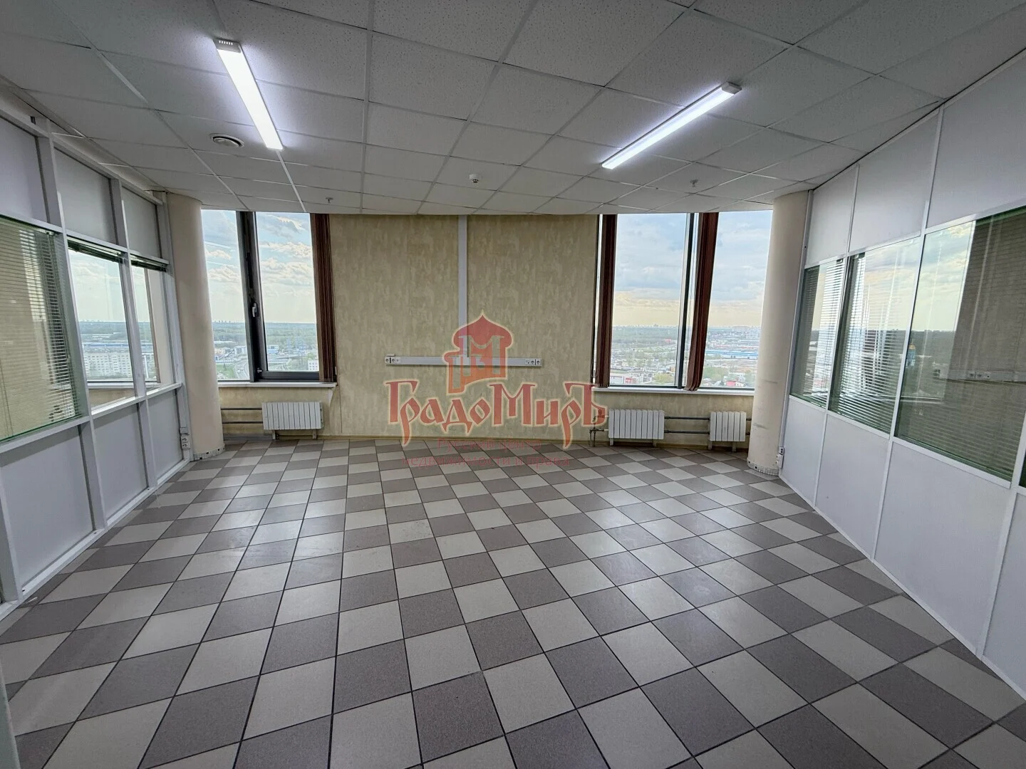 3 комн. Коммерция 128 кв. м