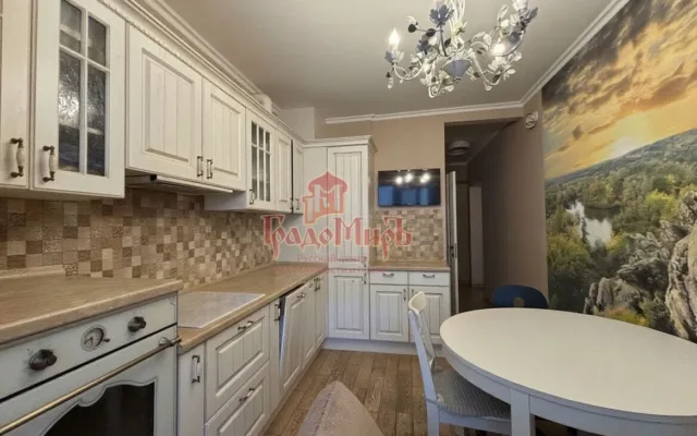 2 комн. Квартира 70 кв. м, Московская область, Сергиево-Посадский район, Сергиев Посад г., Андрея Рублёва ул., д.3