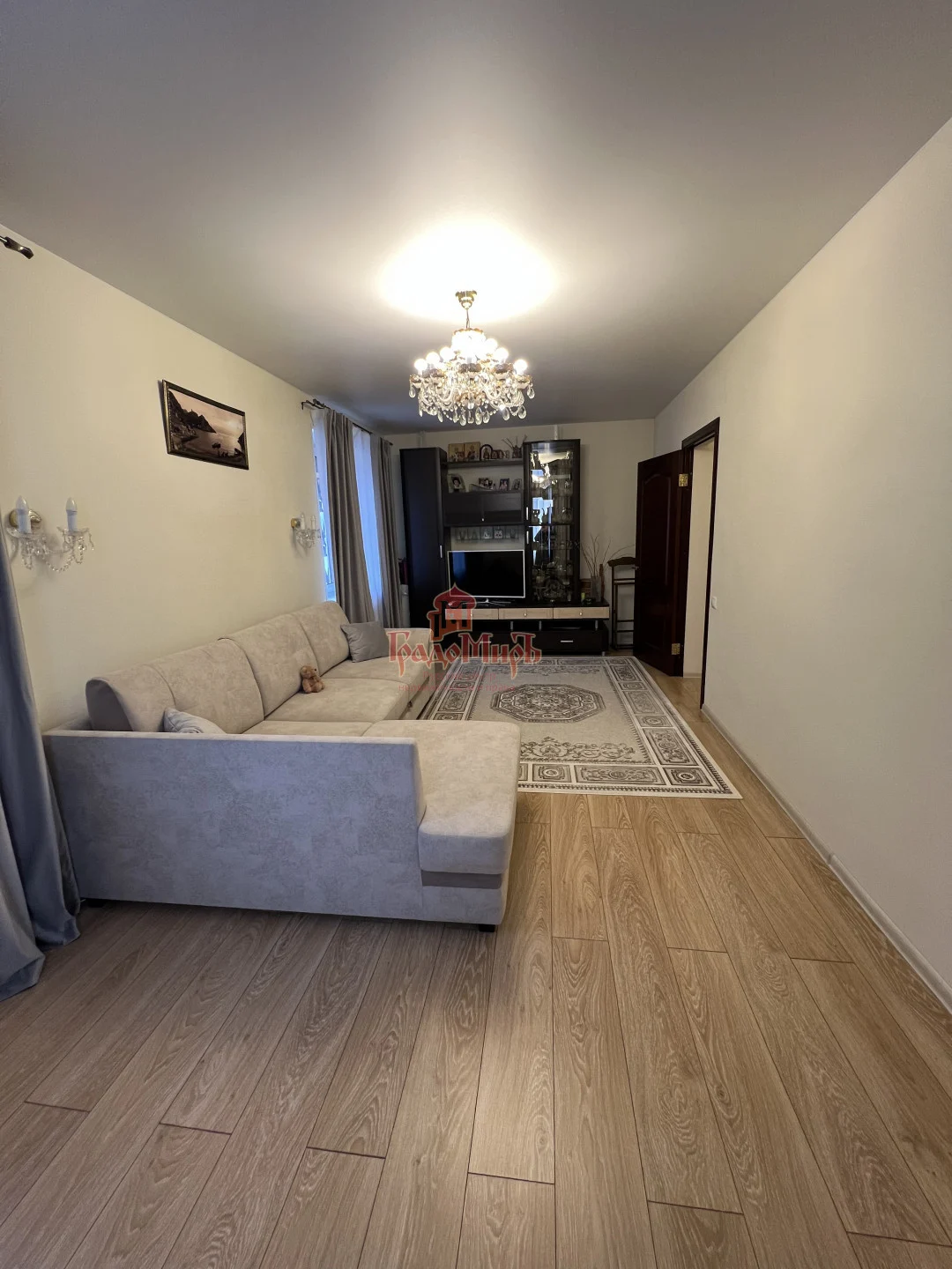 Дом 160 кв. м на участке 5 сот.