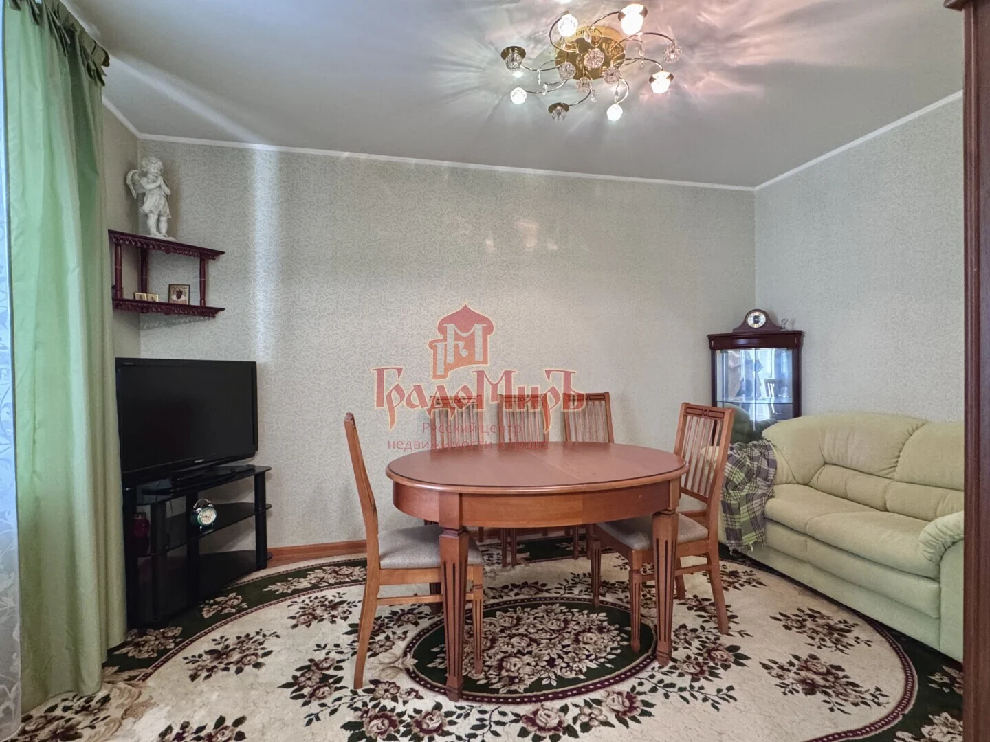 2 комн. Квартира 82.3 кв. м