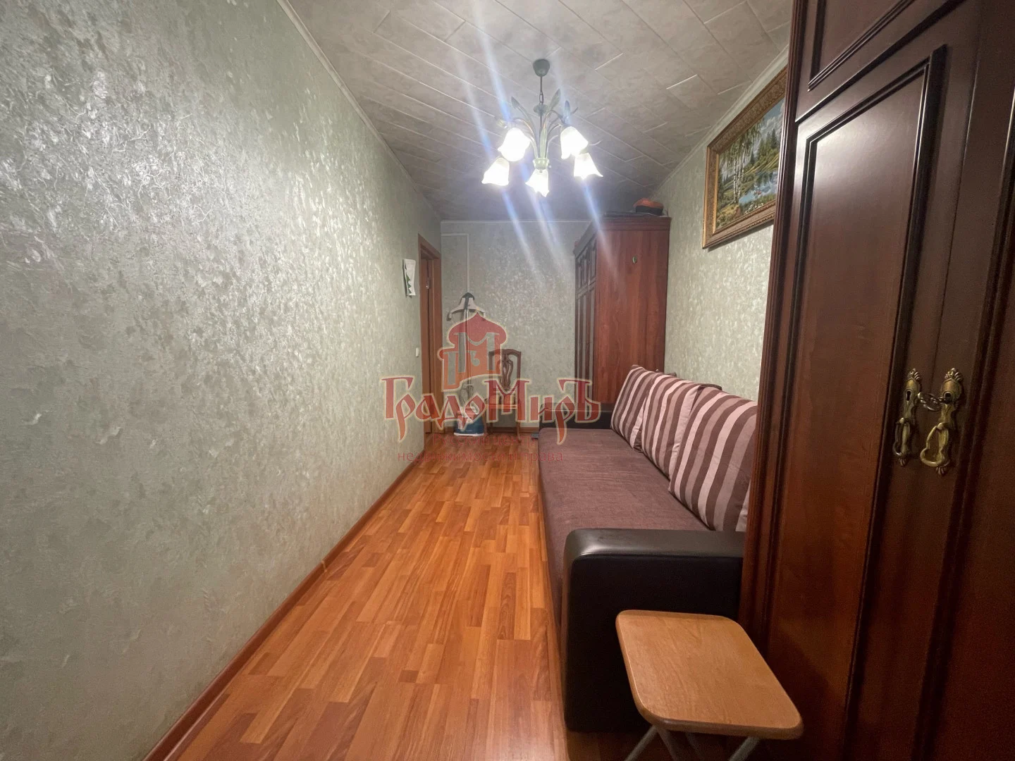 2 комн. Квартира 43.2 кв. м