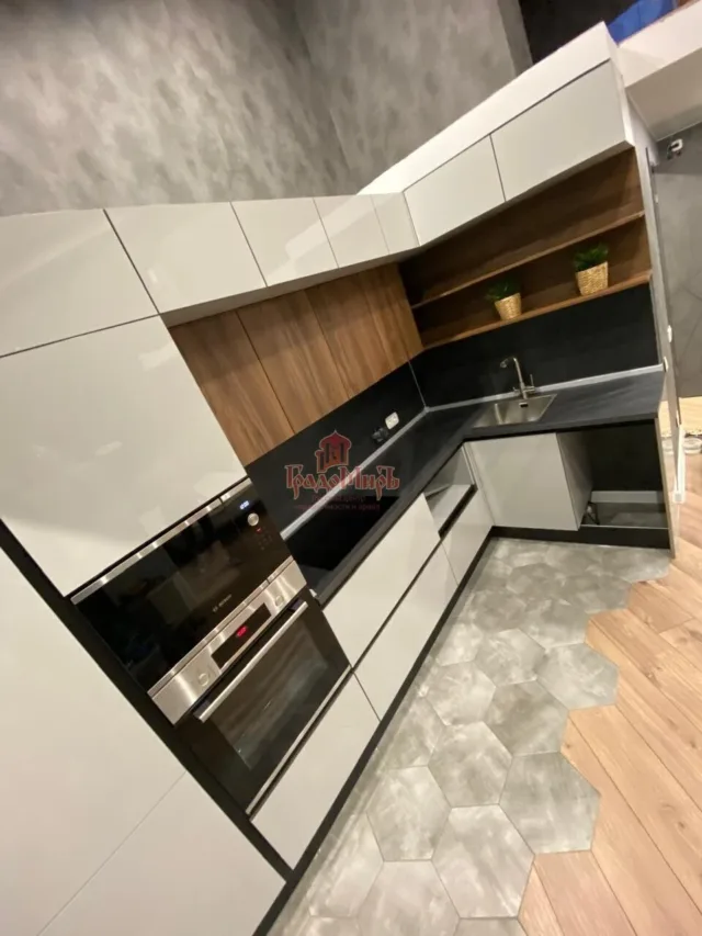2 комн. Квартира 50 кв. м
