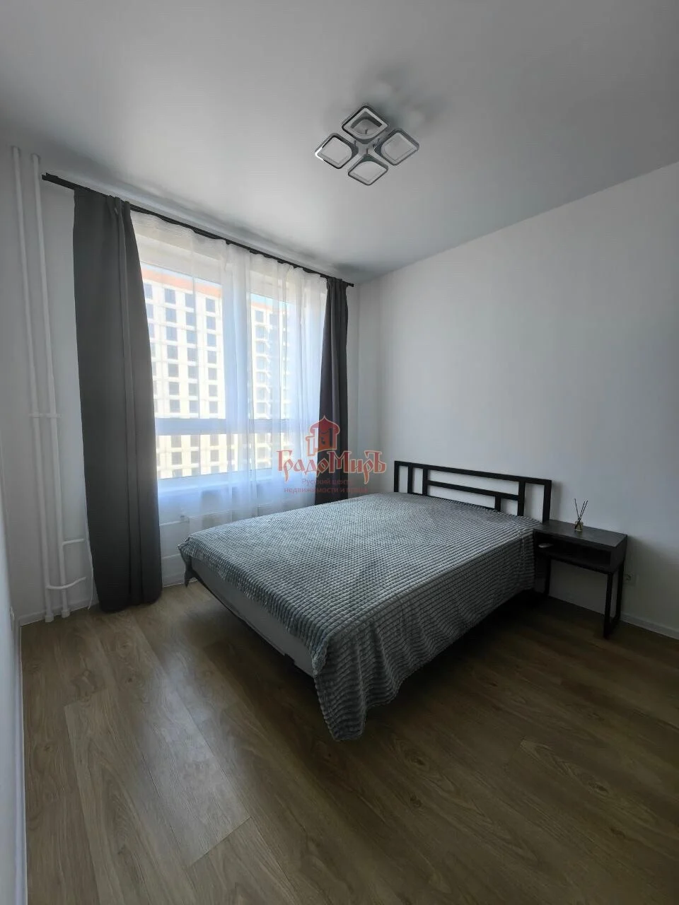 2 комн. Квартира 32 кв. м