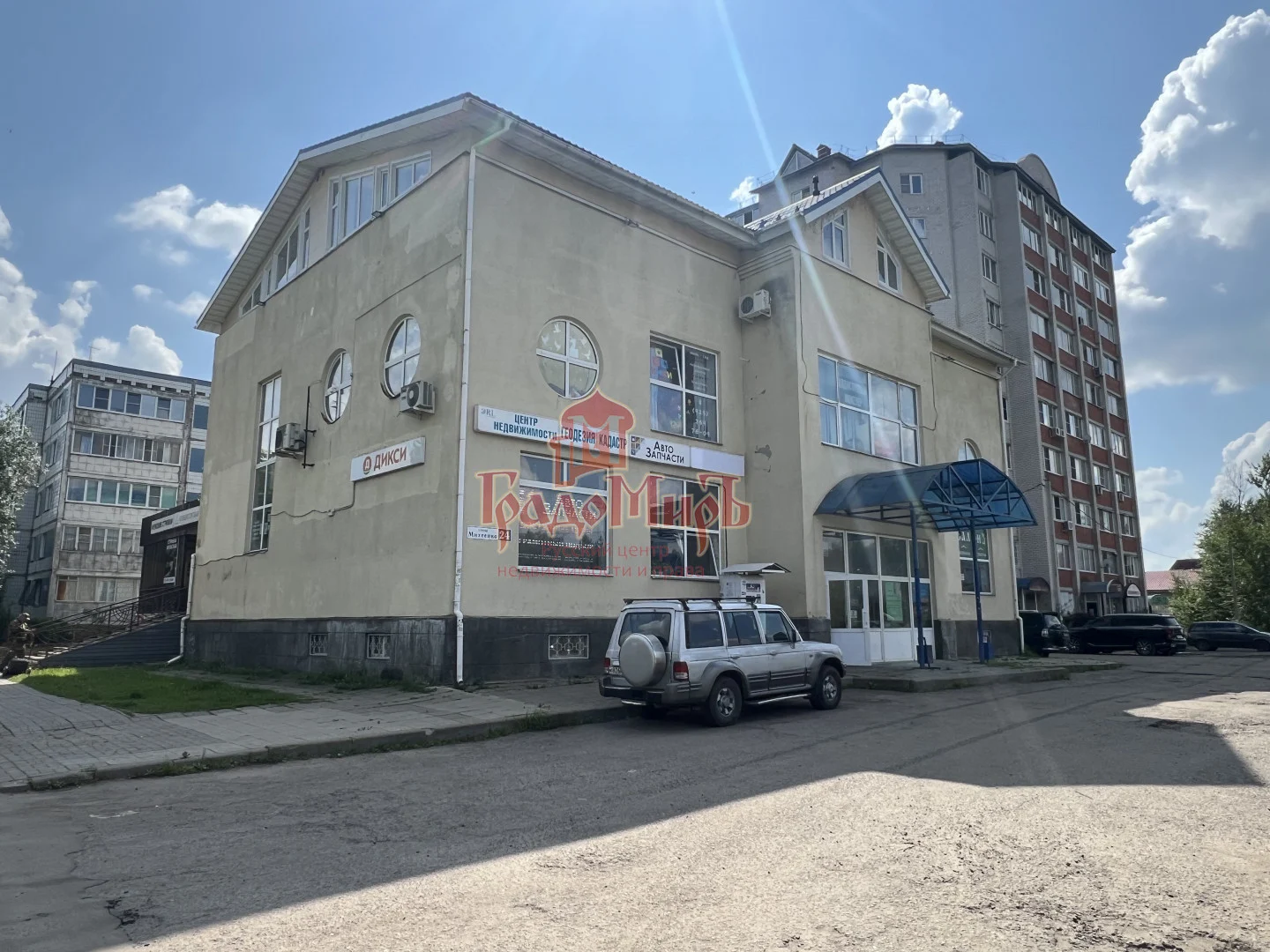 1 комн. Коммерция 100 кв. м