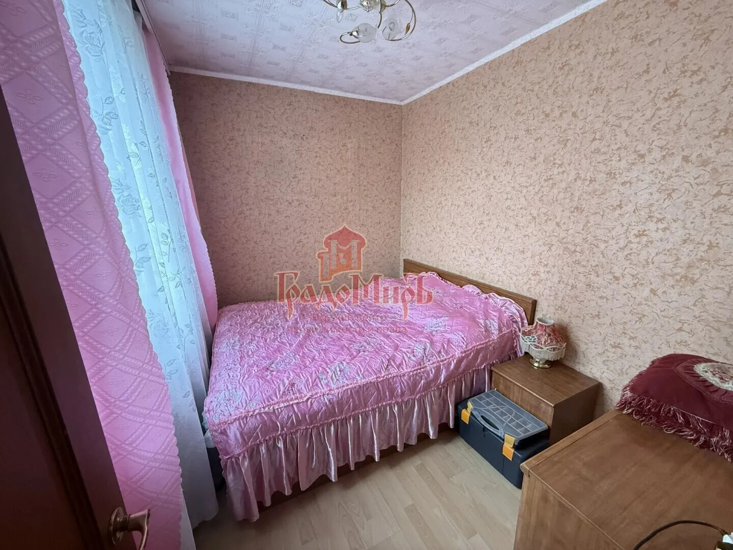 4 комн. Квартира 60.4 кв. м