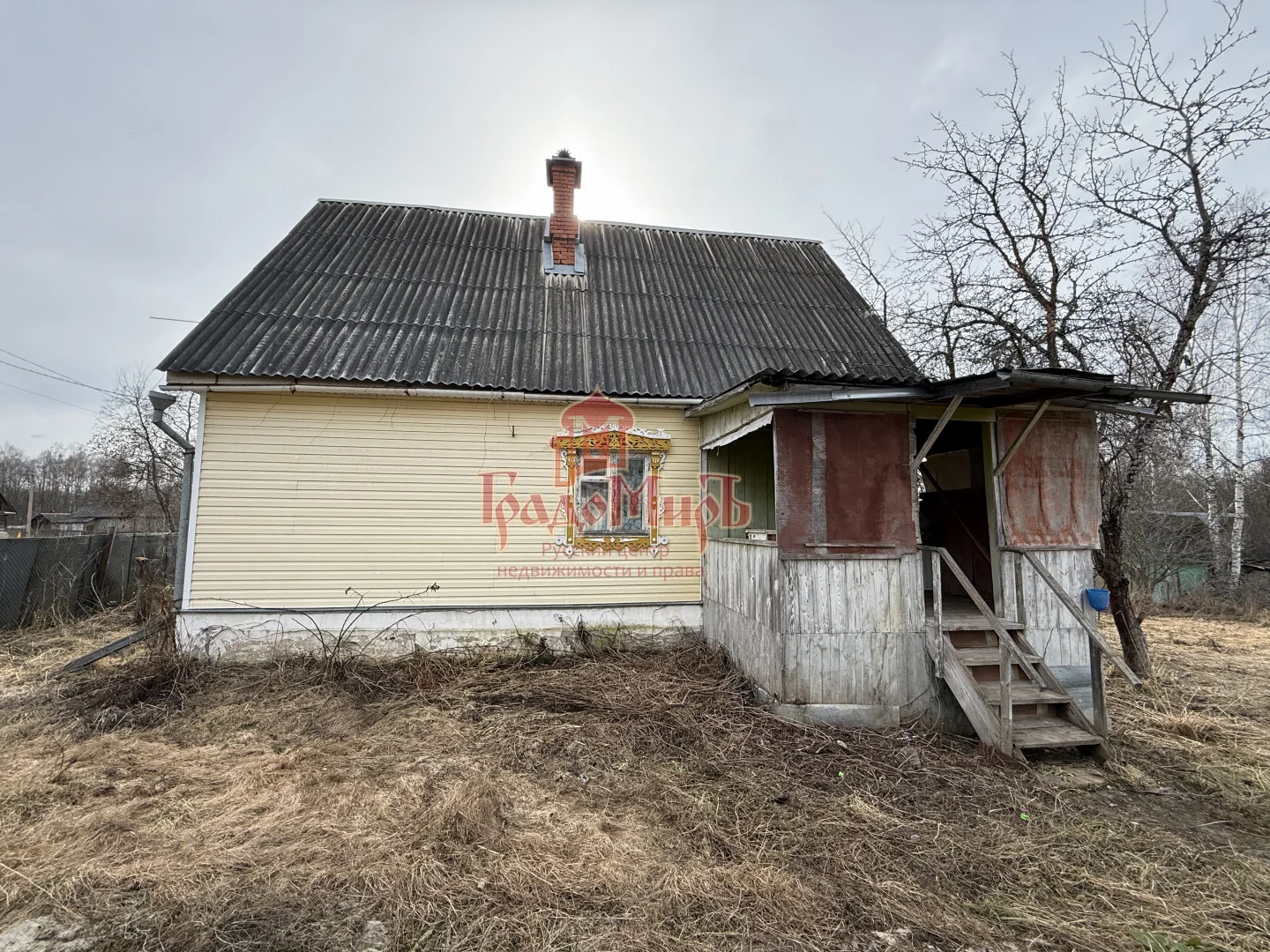 Дом 80 кв. м на участке 15 сот.