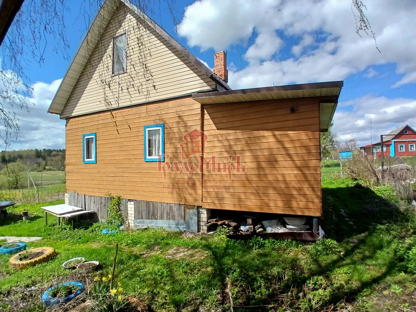 Дом 98 кв. м на участке 15.5 сот.