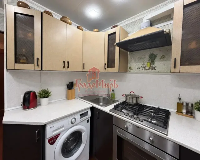 2 комн. Квартира 43 кв. м