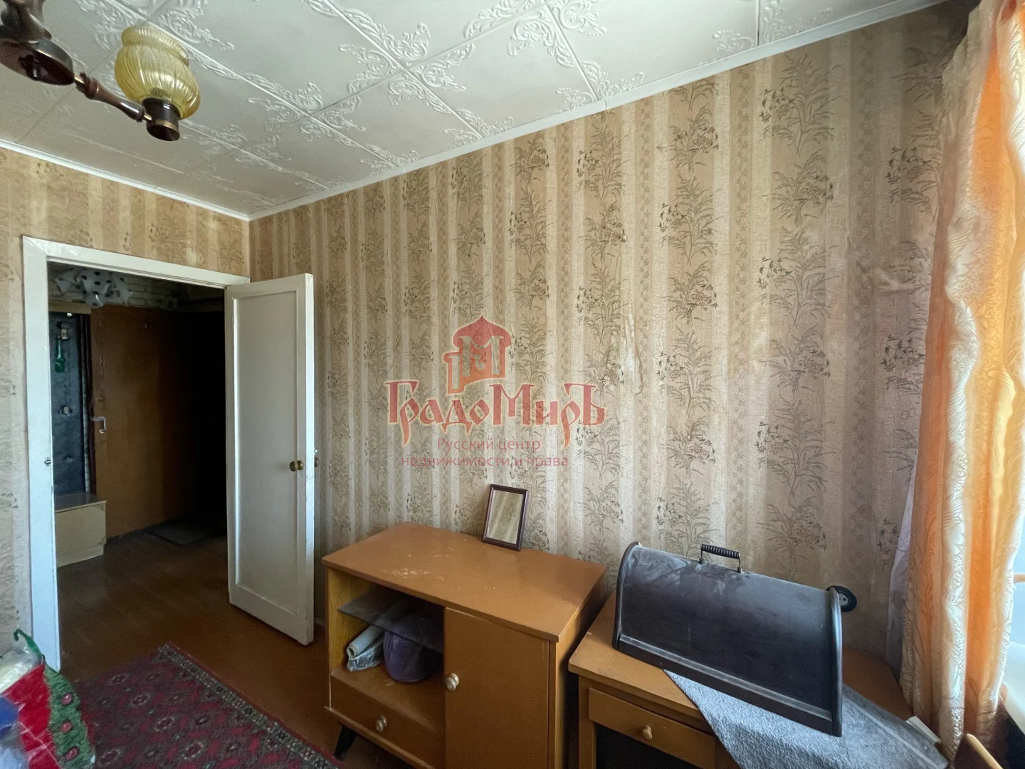 3 комн. Квартира 49 кв. м