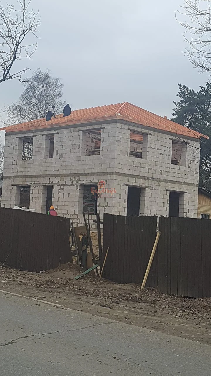 Дом 150 кв. м на участке 4 сот.