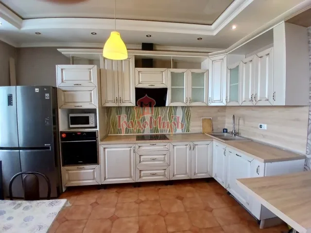 4 комн. Квартира 135.5 кв. м