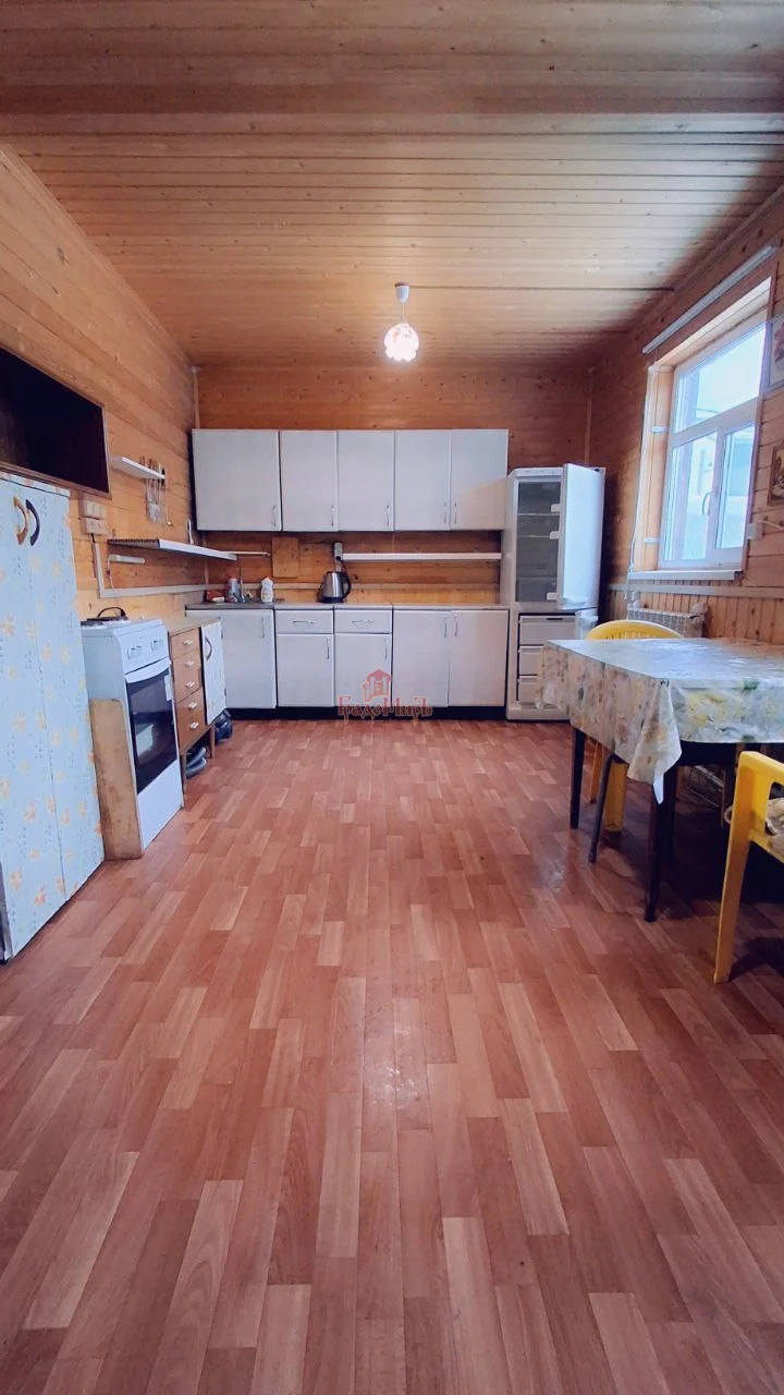Дом 50 кв. м на участке 7 сот.