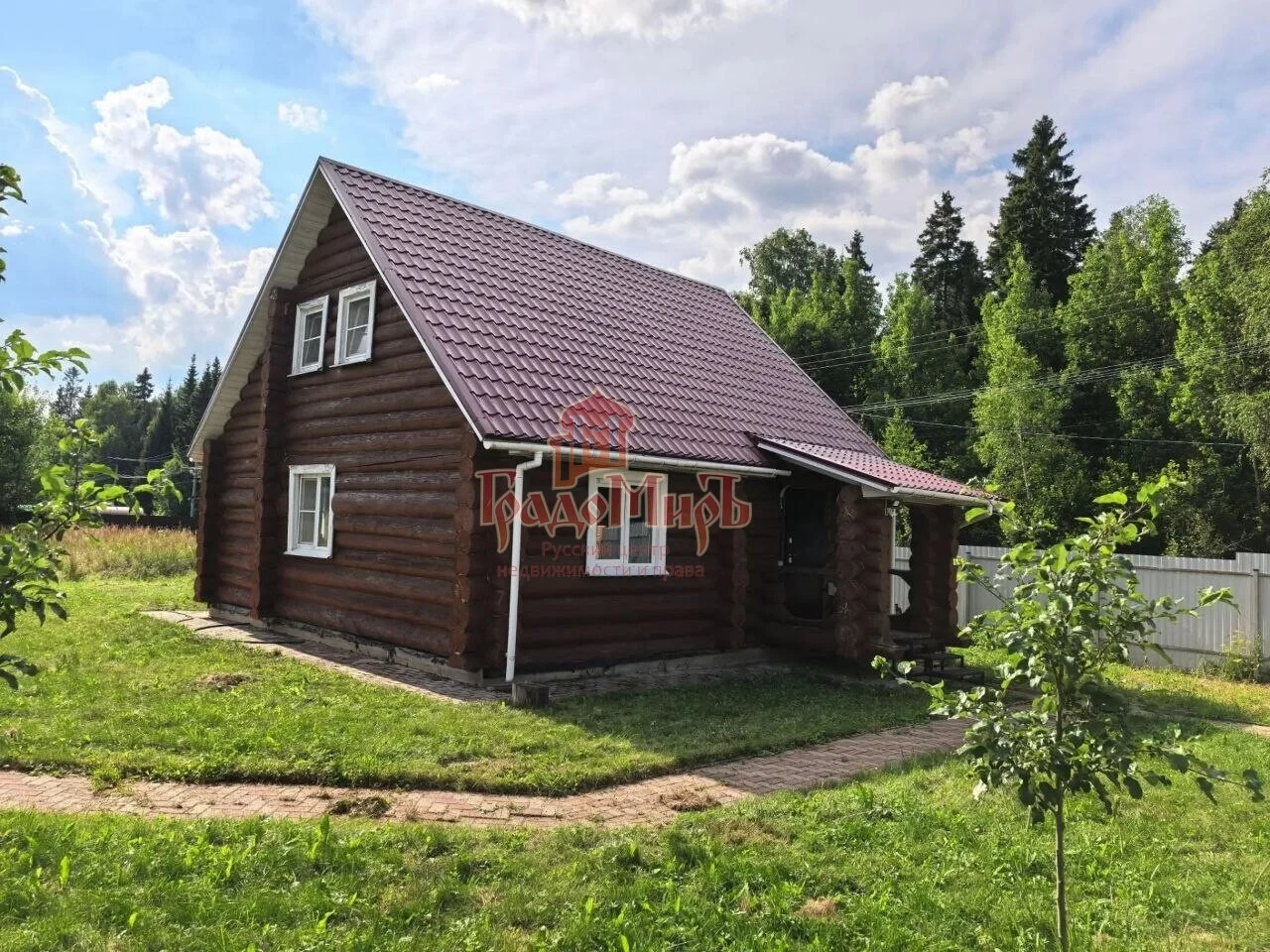 Дом 100.1 кв. м на участке 8 сот.