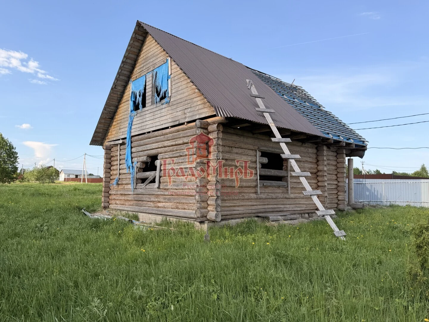 Дом 100 кв. м на участке 24 сот.