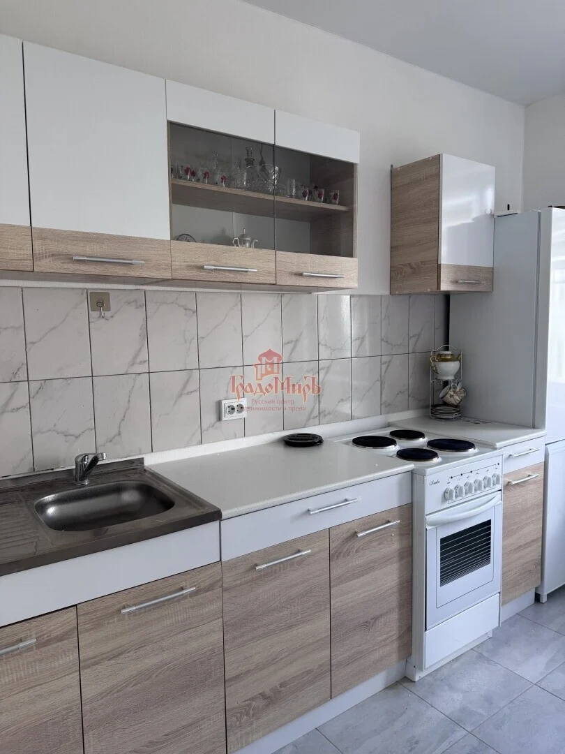 4 комн. Квартира 82 кв. м