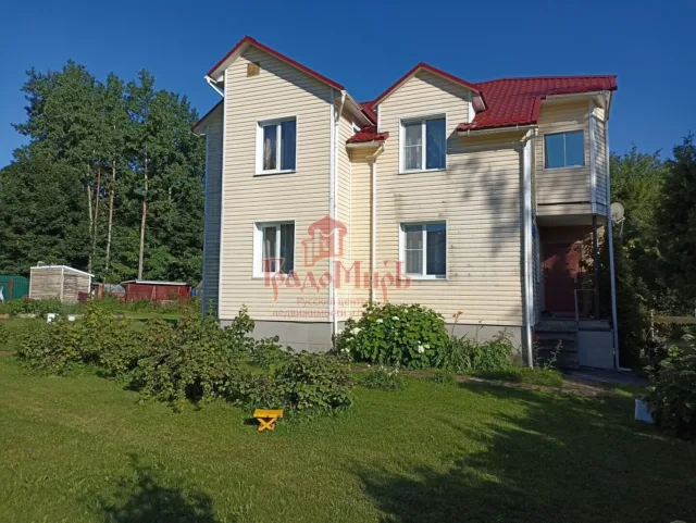 Дом 135 кв. м на участке 12 сот.