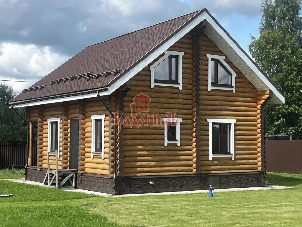 Дом 114 кв. м на участке 10 сот.