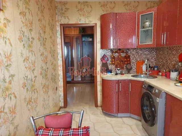 3 комн. Квартира 94 кв. м