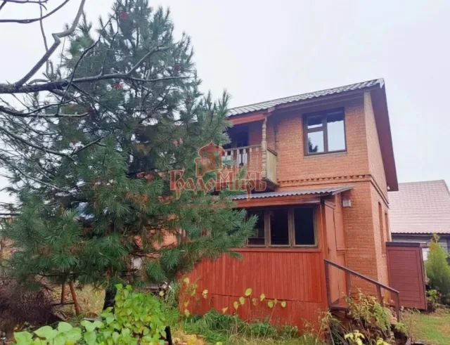 Дом 75 кв. м на участке 6 сот.