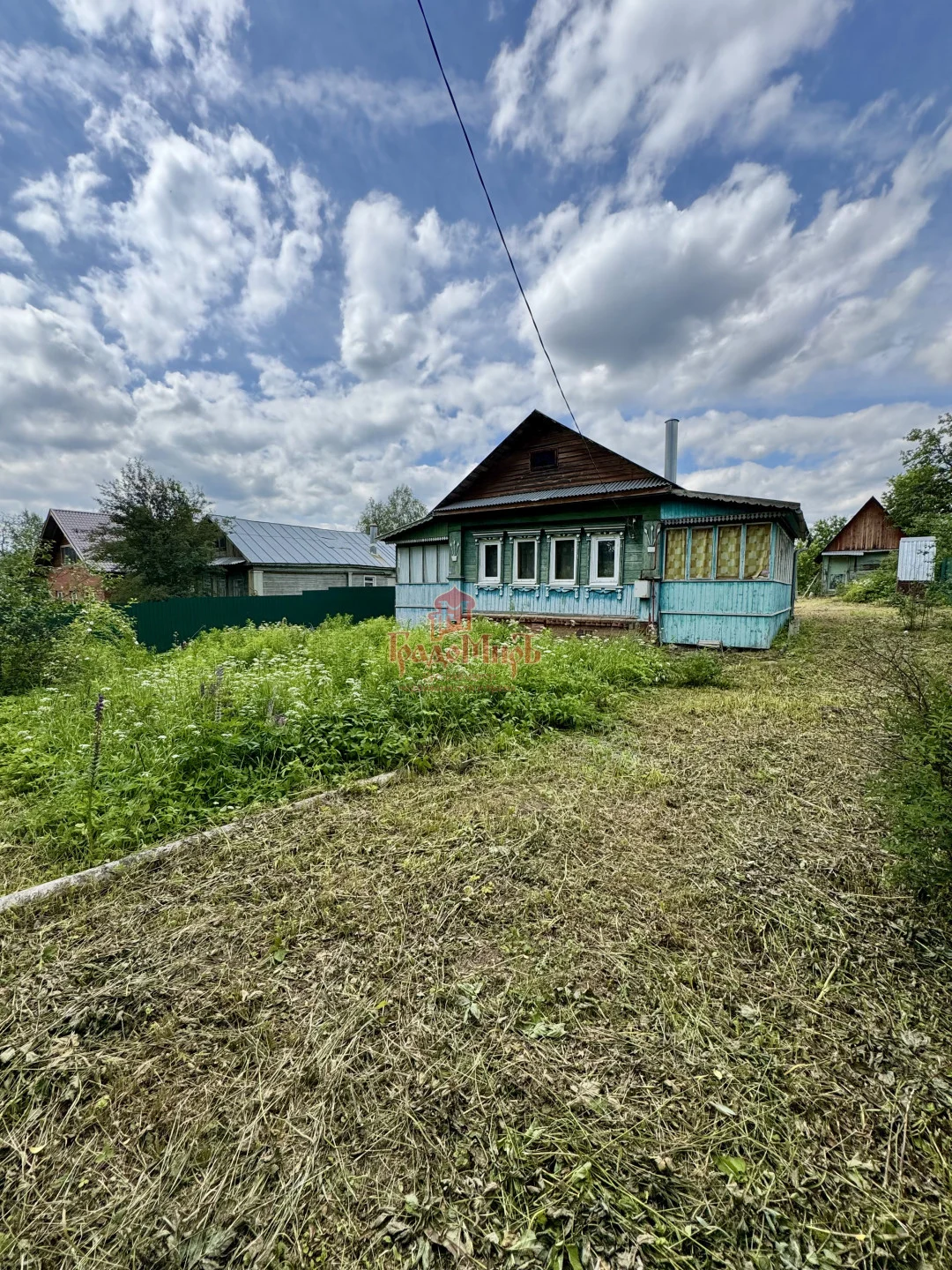 Дом 60 кв. м на участке 11 сот.