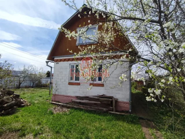 Дом 120 кв. м на участке 6 сот.