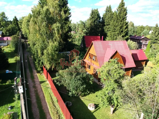 Дом 85.9 кв. м на участке 8.2 сот.