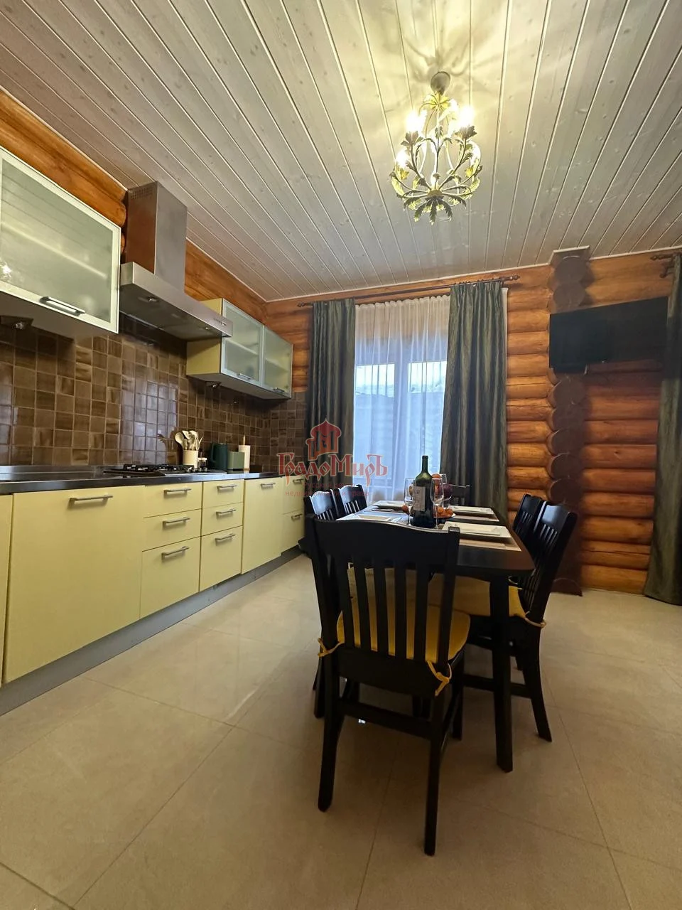Дом 234.2 кв. м на участке 24 сот.