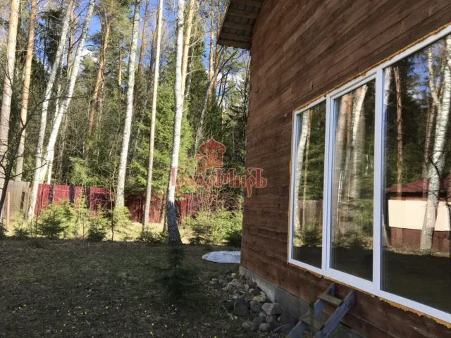 Дом 252 кв. м на участке 10 сот.