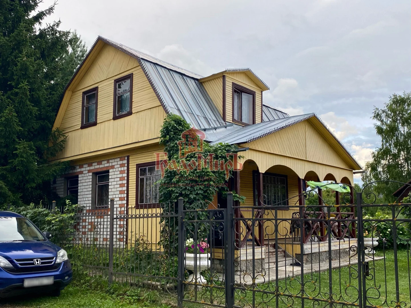 Дача 100 кв. м на участке 10 сот.