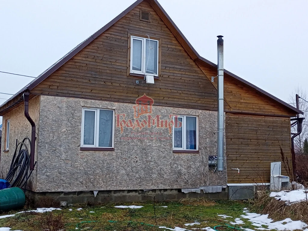 Дом 75 кв. м на участке 9 сот.